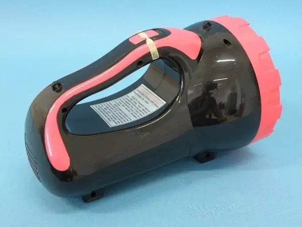 中国产SHUNLE牌手电筒在欧盟被召回并禁止销售